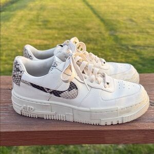 Nike Air Force 1 Low Pixel SE Snake Size 8